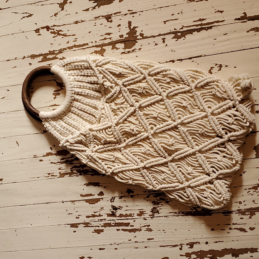 Boho yarn off white hand bag